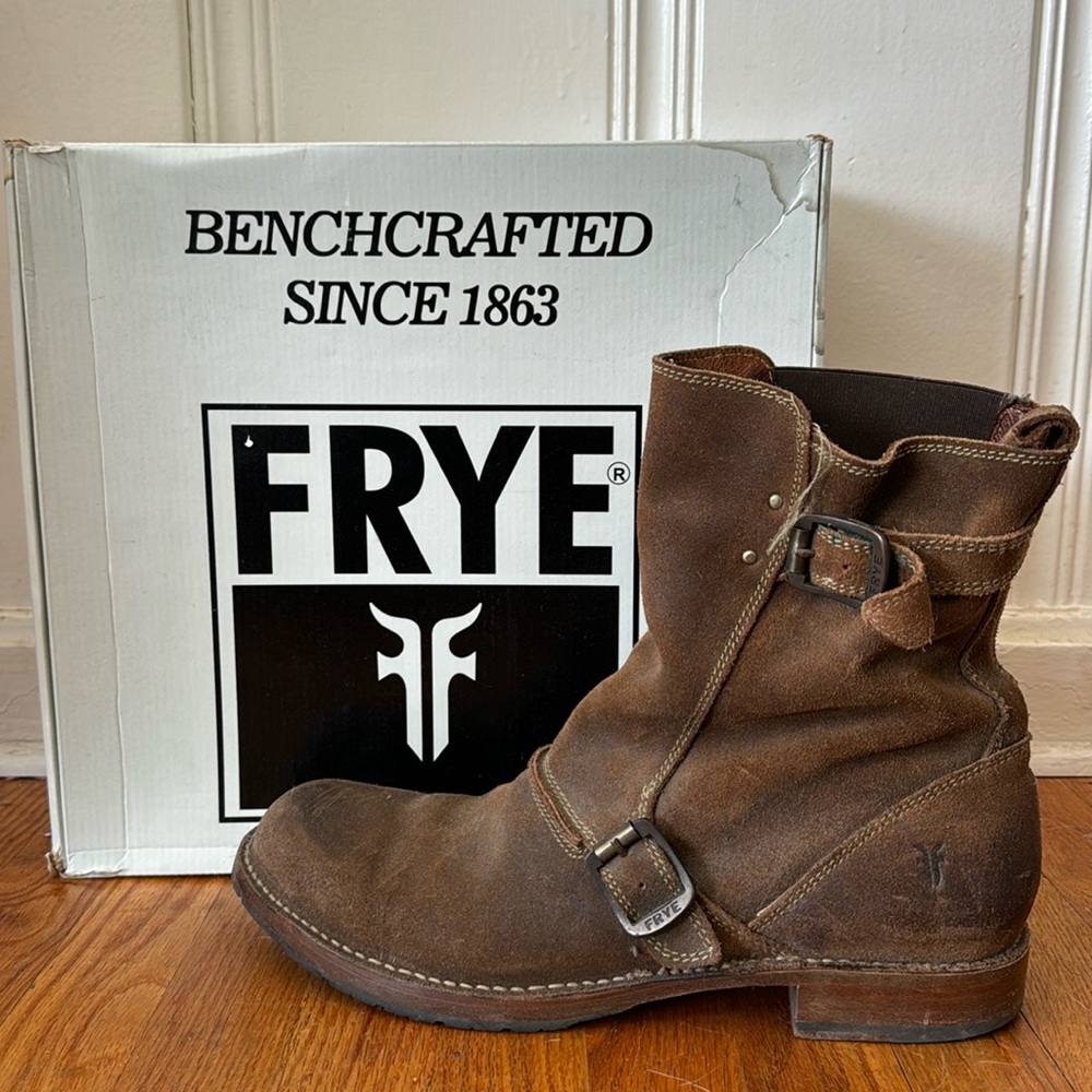 Frye Owen Chelsea Lug Boots